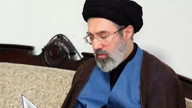 خامنئي يكشف عن ساحتين جديدتين لهزيمة أعداء إيران