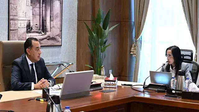 مدبولي يتابع مشروعات البحيرة ويؤكد: تحسين الخدمات أولوية