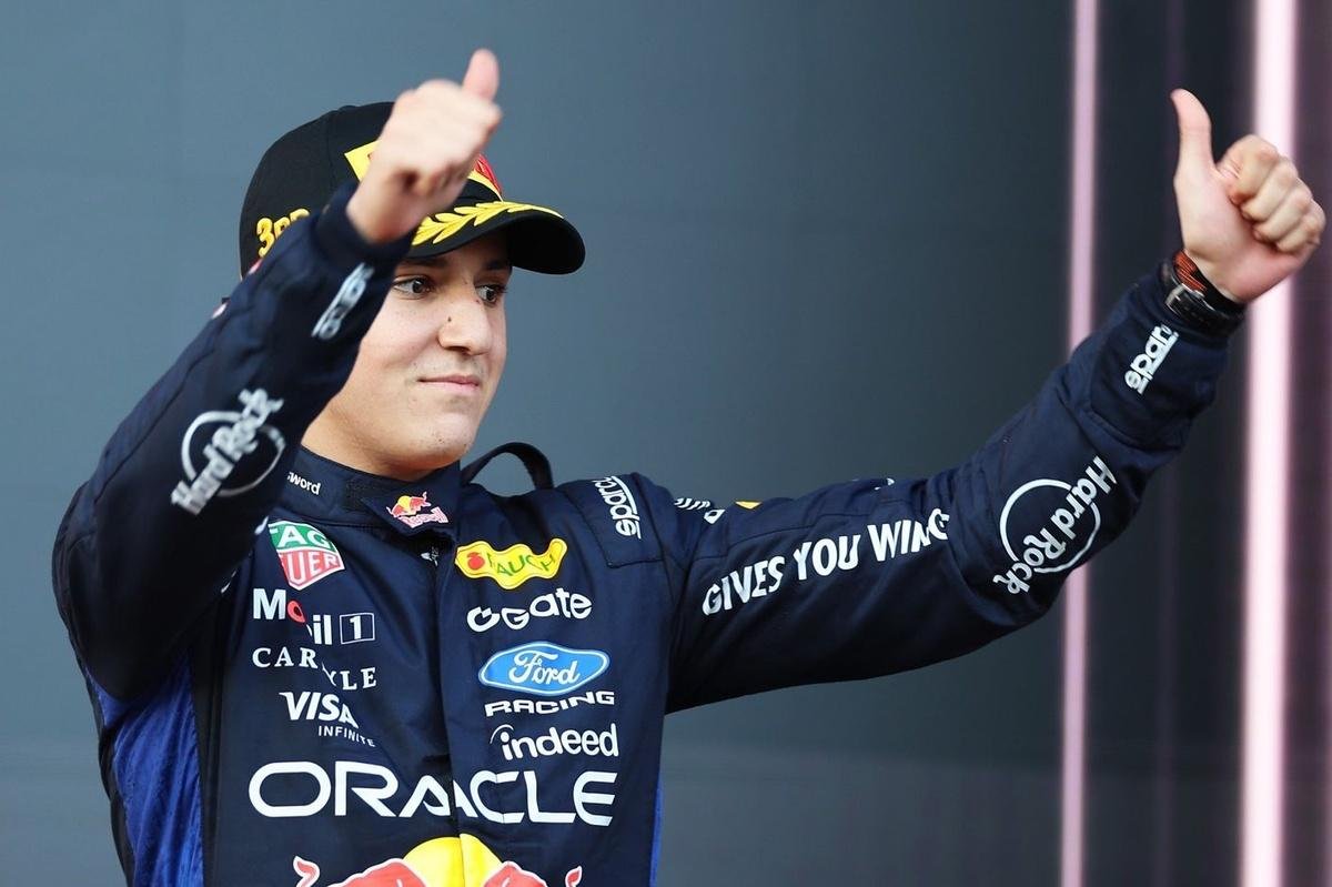 Isack Hadjar earns "team-mate points" after "exceptional comeback" in Baku, says Alex Brundle