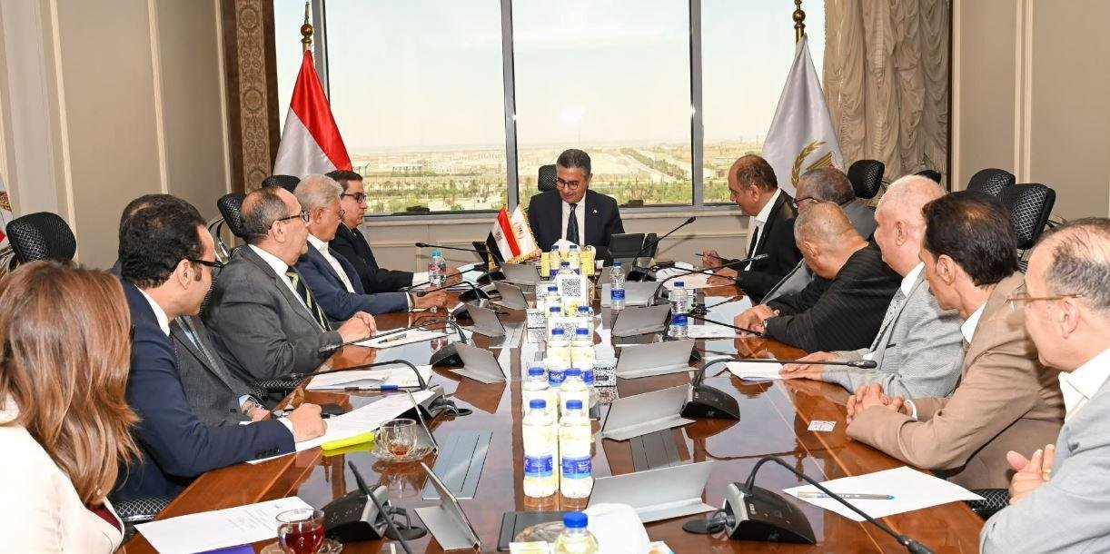 وزير التموين يبحث مع بدالي الت...