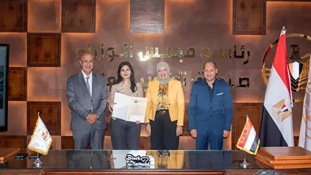 بشهادات دولية.. "تطوير التعليم...