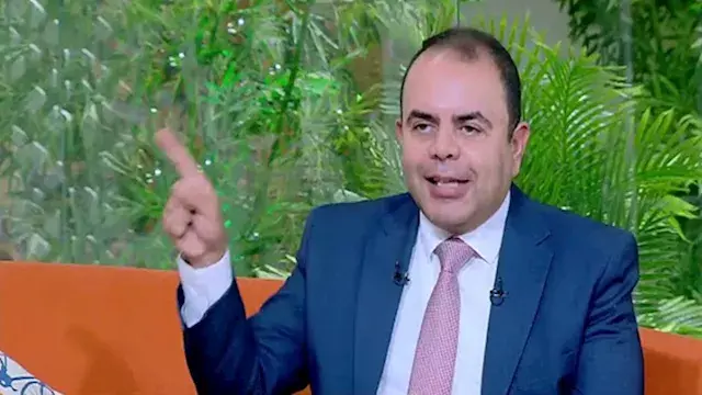 أستاذ طب نفسي: الفضفضة كأول نصيحة للتعامل مع الضغوط النفسية