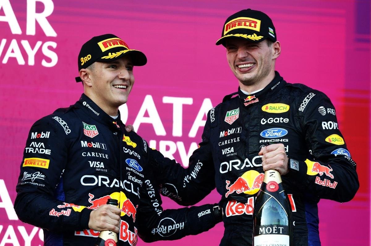 Jacques Villeneuve defends Red Bull team orders call at F1 Azerbaijan GP