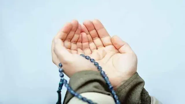 أذكار المساء.. حصن يومي من الس...