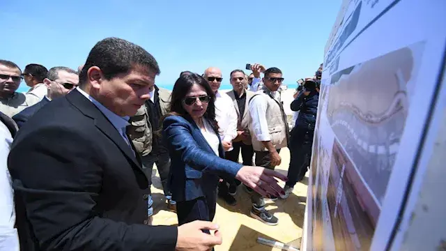 وزيرة الإسكان تتفقد بوغاز منطقة 24 وممشى مارينا السياحي بطول 2750 مترًا