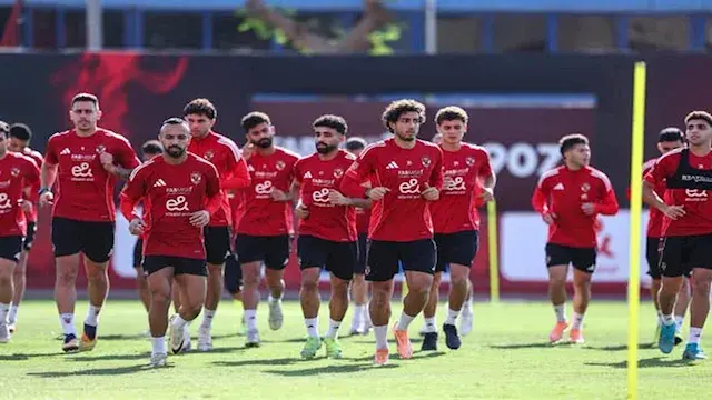 الأهلي يواصل استعداداته لمواجه...