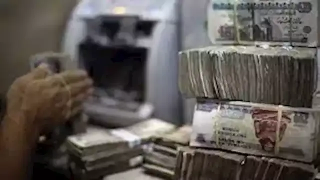 من تجارة السلاح للعقارات والسي...