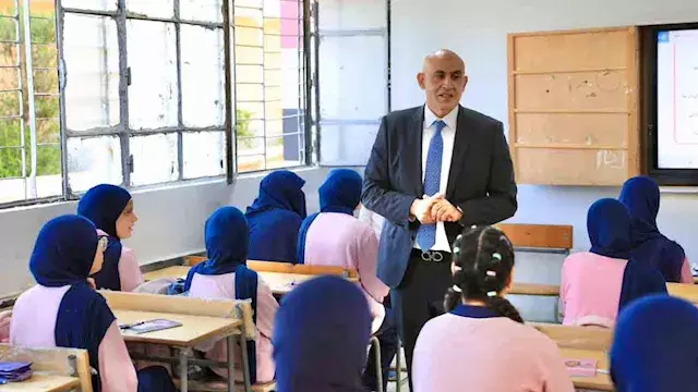 حوار عن البرمجة واستغلال الأبن...