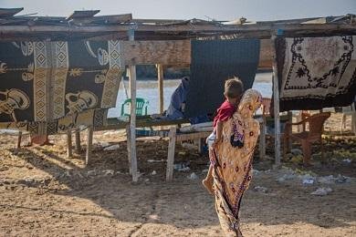 المتمردون يجرون اليمن إلى الحر...
