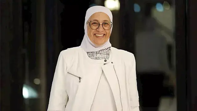 الأطباء تهنئ عالية عبد الفتاح...