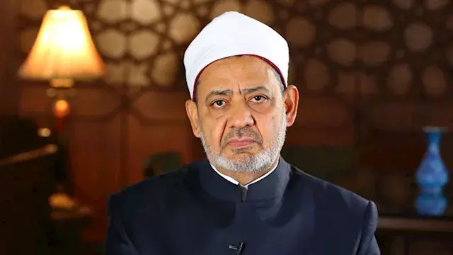 رئيس الوزراء يهنئ شيخ الأزهر ب...