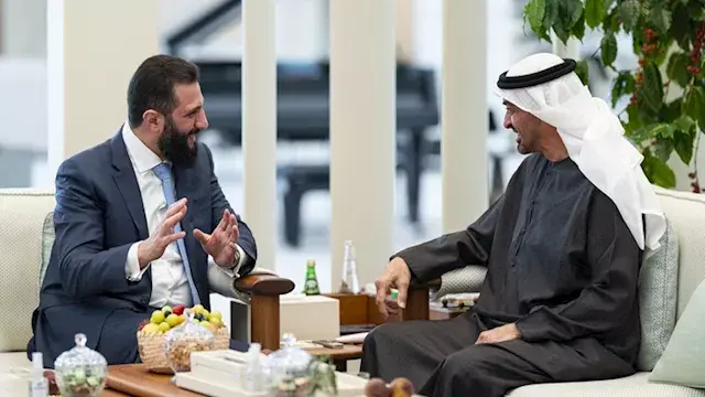 الشرع يجدد تضامنه مع الإمارات:...