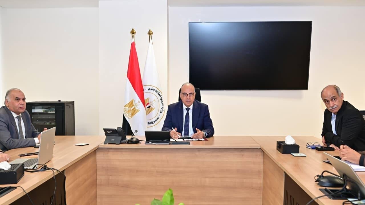 الري: استخدام الرصد اللحظي وال...