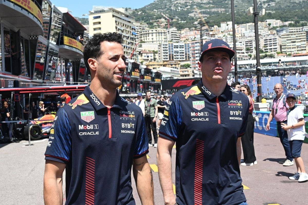 Max Verstappen jokes about Daniel Ricciardo's Le Mans ambition: "He's a smart man picking me!"