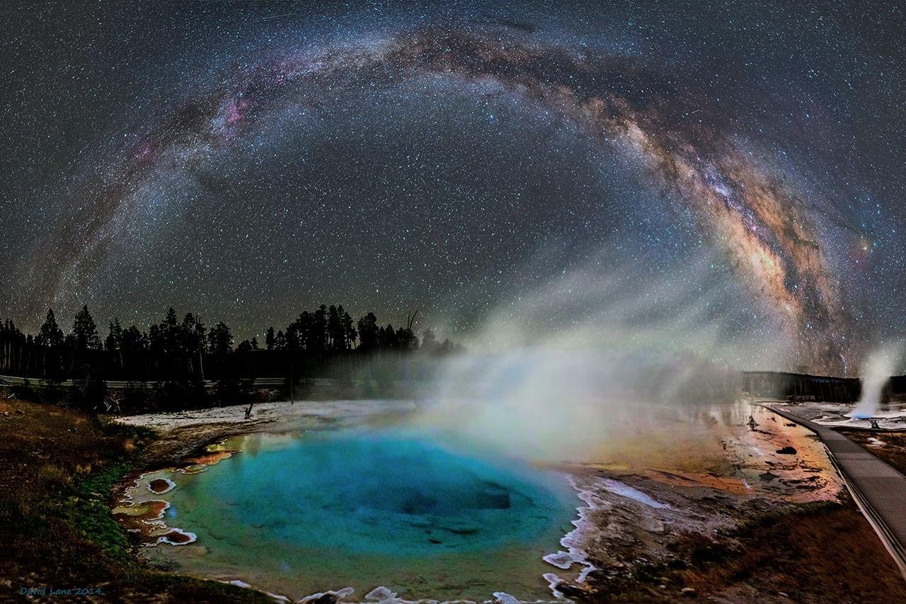 APOD: 2026 August 16 – Milky W...