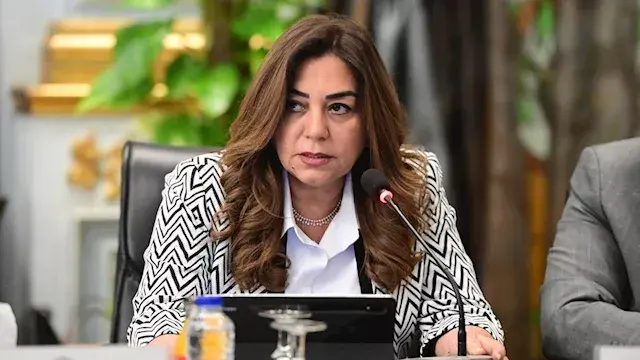 البيئة: إصلاح خط بترول برأس بد...