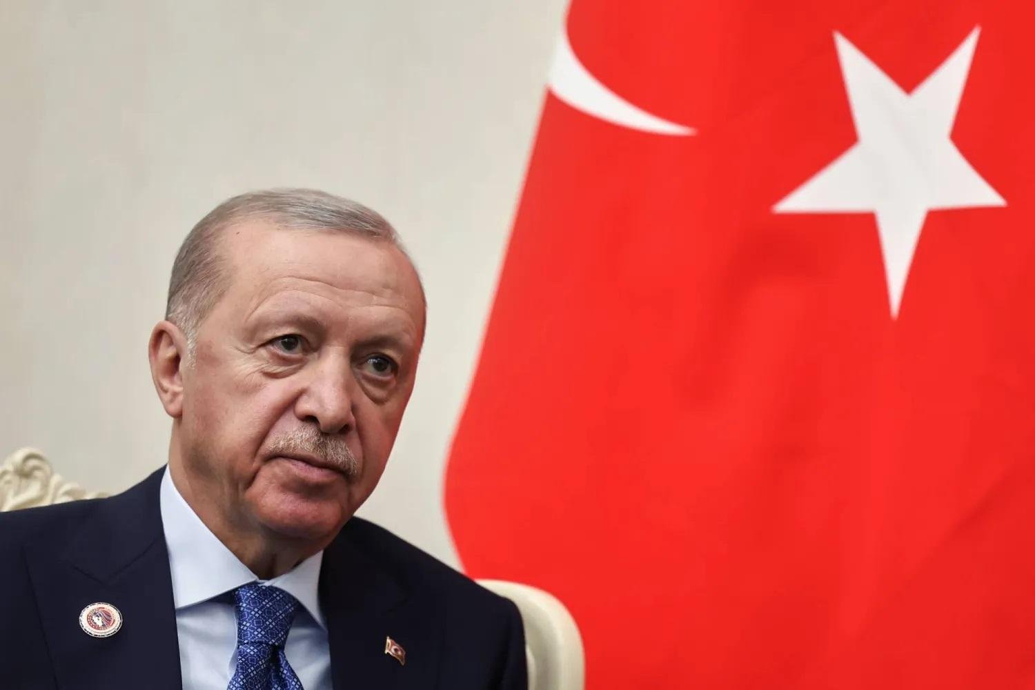 أردوغان يحث اليونان على تغيير...