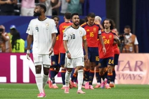 فيفا: مباراة السعودية وإسبانيا...