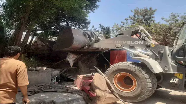 بالصور.. حملة مكبرة تعيد الانض...