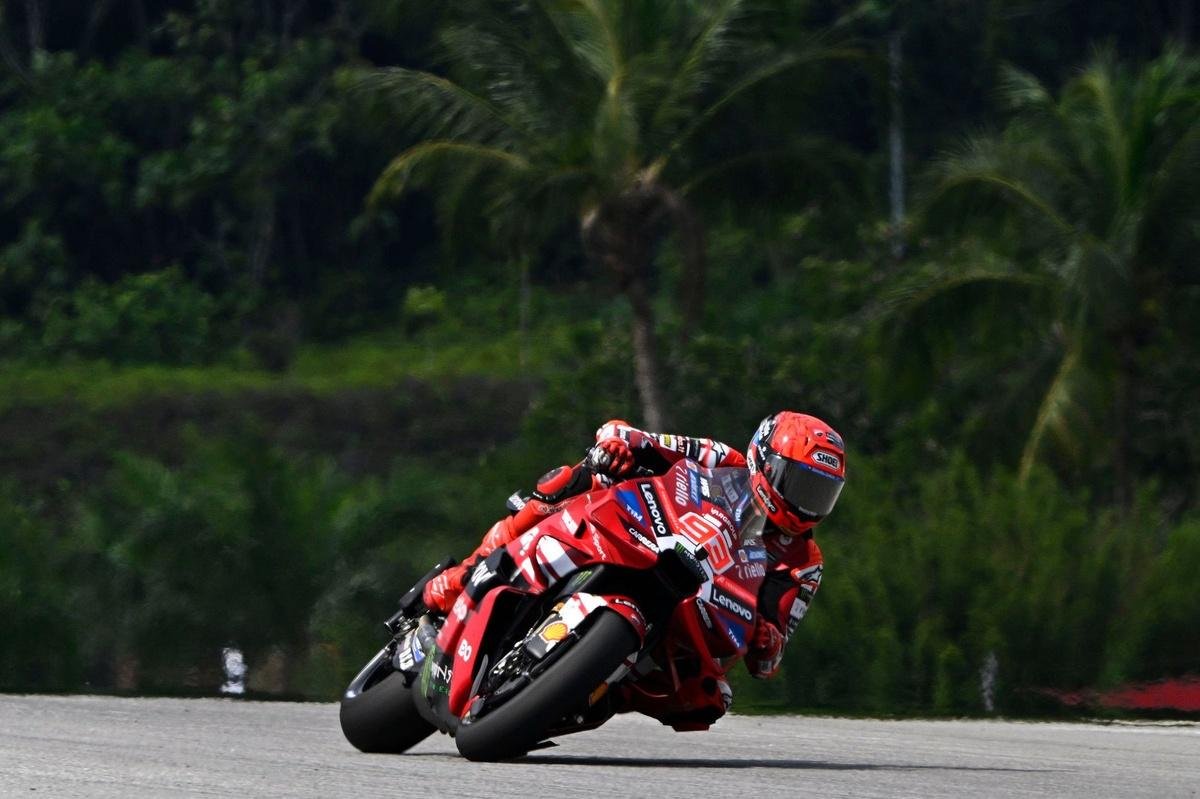 Marc Marquez plans maximum attack at Malaysian GP after dominant Friday