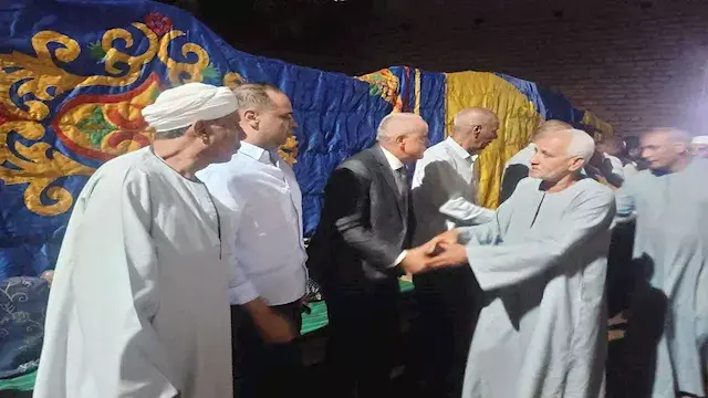 محافظ الأقصر يقدم واجب العزاء...