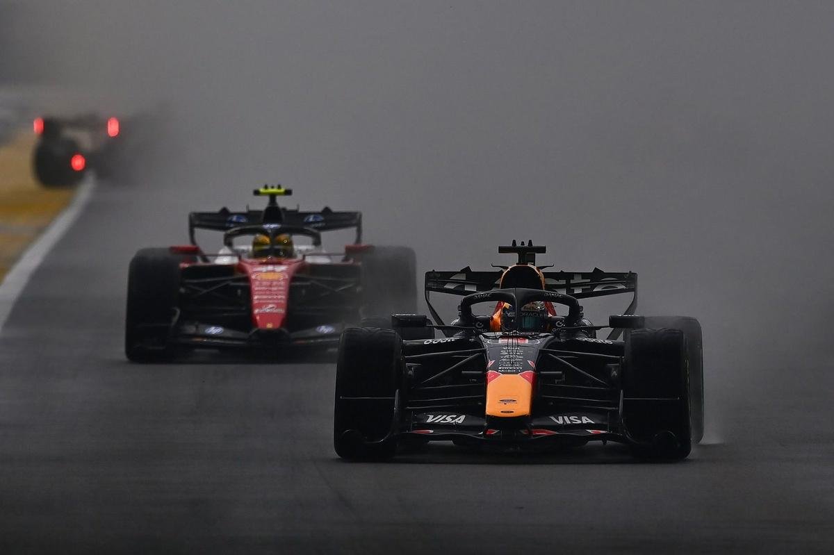 F1 Singapore GP: Max Verstappen wins sprint, George Russell crashes out and McLarens collide