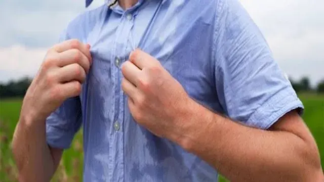 التعرق الزائد.. ماذا يخبرك عن...