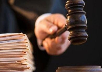 تأجيل استئناف سيدة وعشيقها على...