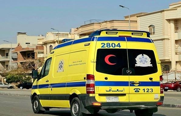 نقل 7 طالبات جامعيات إلى مستشف...