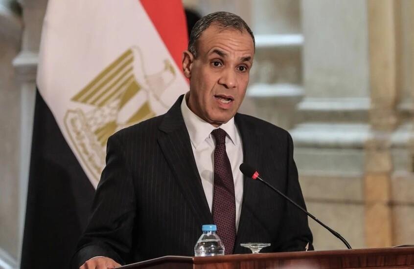 وزير الخارجية: مصر تدرس إنشاء...