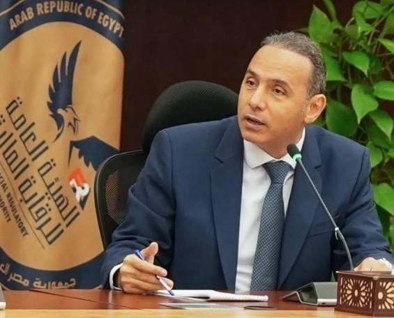 الرقابة المالية برئاسة إسلام عزام تقرر مد مهلة توفيق الأوضاع لشركات إدارة برامج الرعاية الصحية لمدة عام