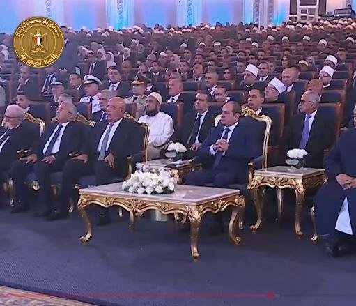 السيسي يوجه كل مسئول في موقعه...