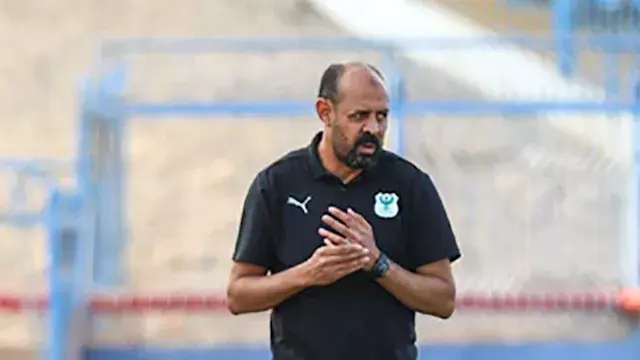 عماد النحاس يحسم موقف المصري م...
