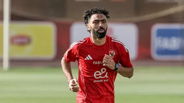 عرضان خارجيان يقربان الشحات من...