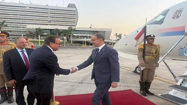 وزير الصحة يستقبل رئيس وزراء ص...