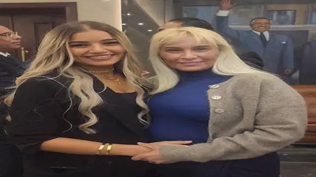 "كان يخفيهم خوفًا من الحسد".....
