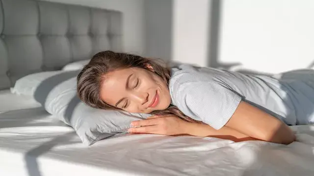 5 عادات قبل النوم تحسن الصحة.. أبرزها النوم الكافي