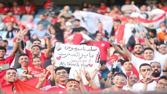 "رسالة لمرموش".. 20 صور للحضور...