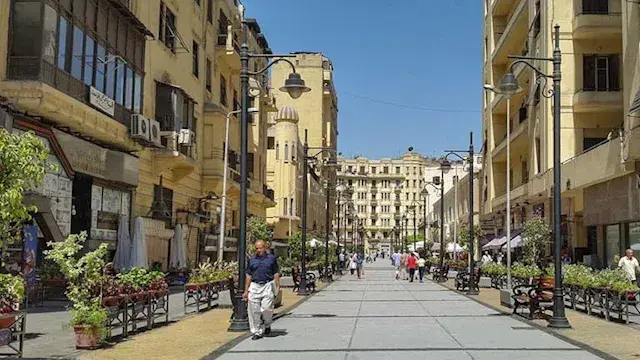 "شارع الفن".. الحكومة تدرس إغل...