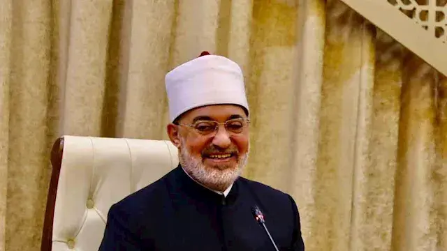 أول ظهور لمفتي الجمهورية بعد ت...