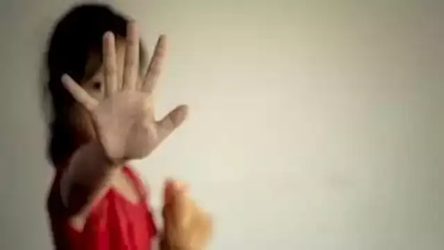 النيابة تحقق مع سائق بتهمة الت...