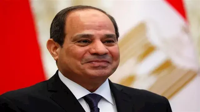 الرئيس السيسي يهنئ أبناء الخار...