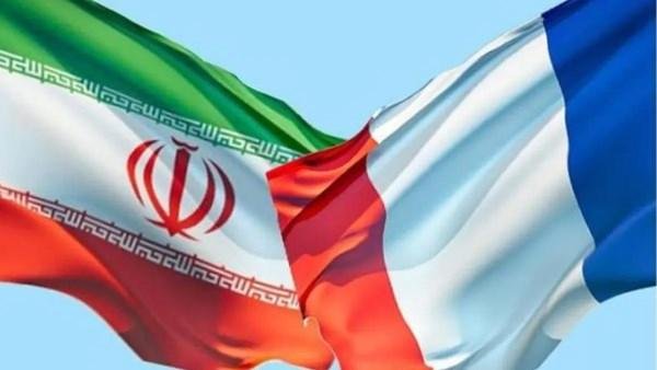 إيران تستدعي السفير الفرنسي احتجاجا على "التدخل" في شؤونها