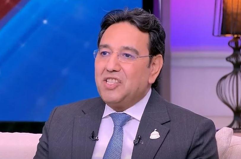 أيمن محسب: النظام النقدي للدعم...