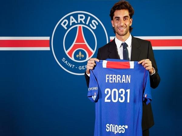 فيران توريس: أحلم بالتتويج بدوري أبطال أوروبا مع باريس سان جيرمان