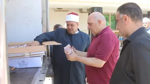 "الأوقاف": توزيع 17 طن لحوم صك...