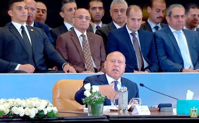 وزير النقل: خطة تطوير النقل البحري تتضمن زيادة مساحات الموانئ إلى 100 مليون متر مربع