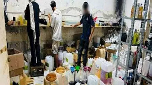 "19 ألف عبوة مغشوشة".. ضبط مصن...