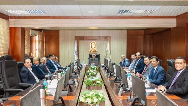 مجلس جامعة الأقصر يناقش تطوير العملية التعليمية وتعزيز التعاون الدولي