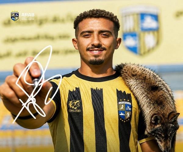 المقاولون العرب يضم إبراهيم عا...